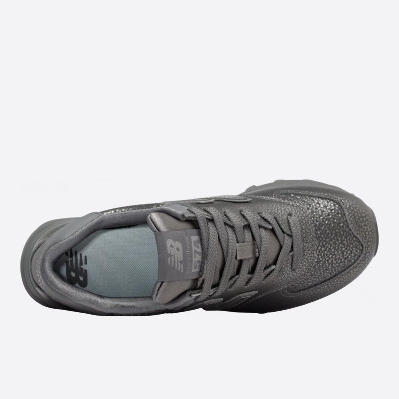 Dámské šedé tenisky New Balance WL574SOK horní strana