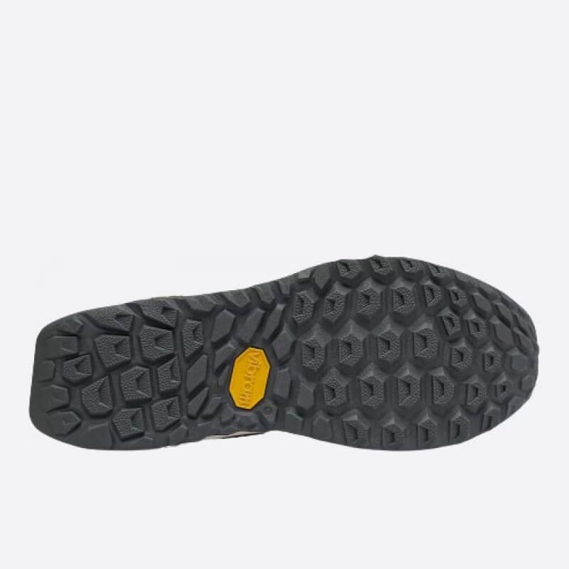 Pánské červené tenisky New Balance MTHIERO6 podrážka